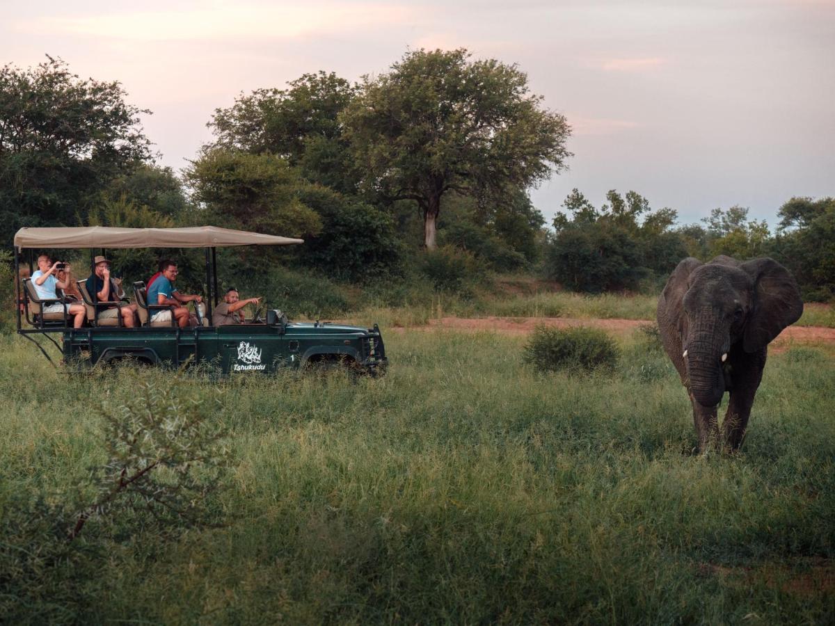 Tshukudu Game Lodge Hoedspruit Bagian luar foto