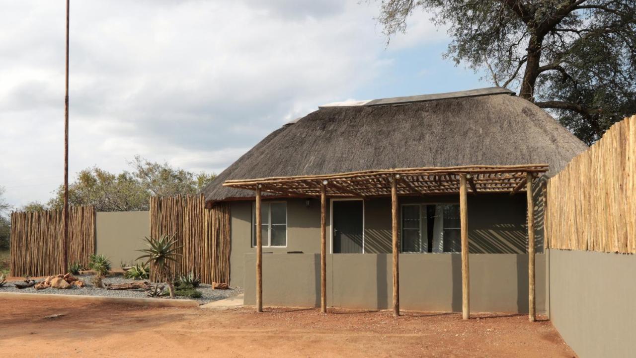 Tshukudu Game Lodge Hoedspruit Bagian luar foto
