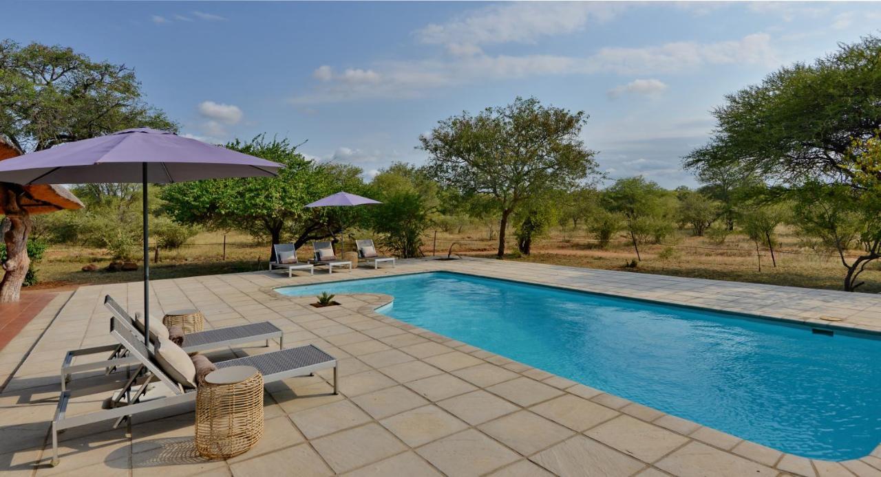 Tshukudu Game Lodge Hoedspruit Bagian luar foto